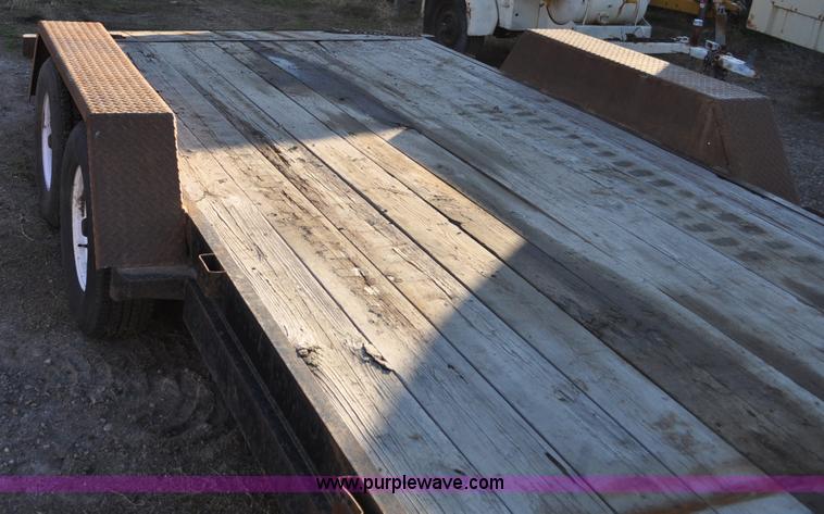 image for item A5721 2002 JJ trailer