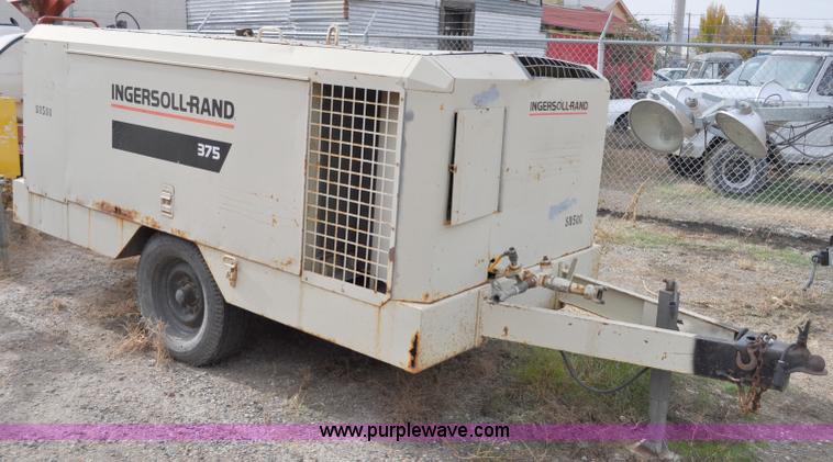 image for item A5726 Ingersoll Rand 375 screw air compressor