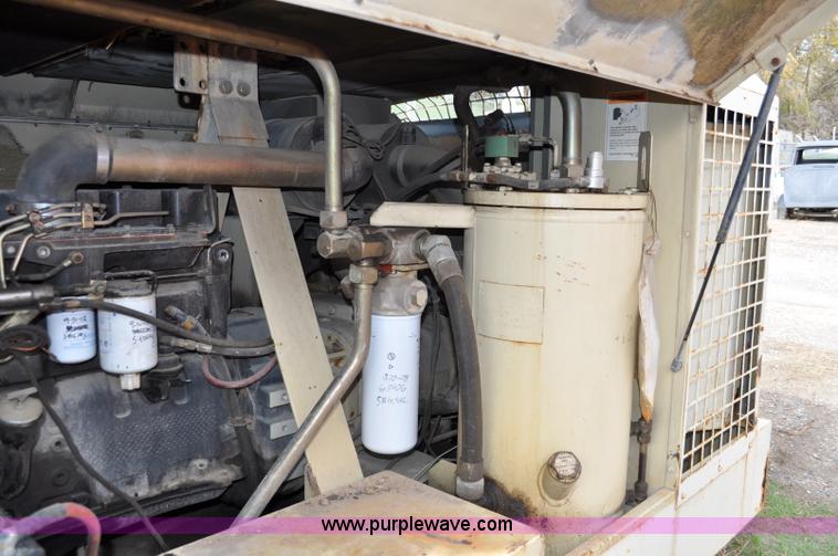 image for item A5726 Ingersoll Rand 375 screw air compressor