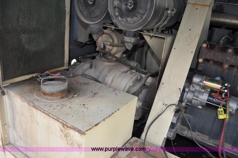 image for item A5726 Ingersoll Rand 375 screw air compressor