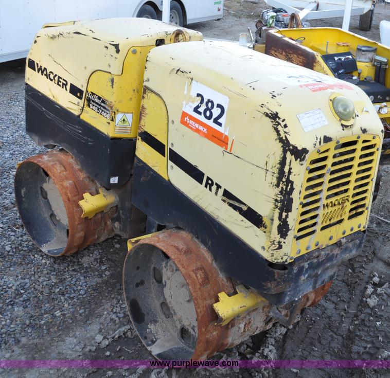 image for item A5732 Wacker RT82 packer