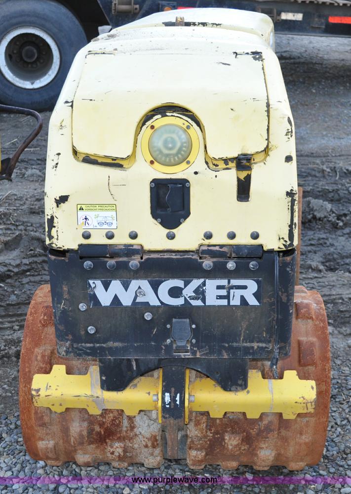 image for item A5732 Wacker RT82 packer