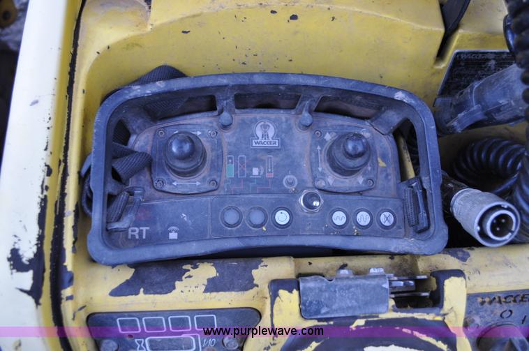 image for item A5732 Wacker RT82 packer