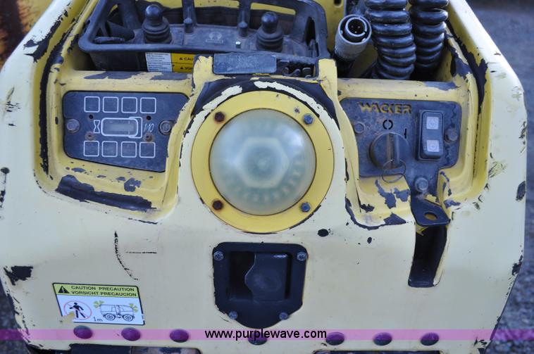 image for item A5732 Wacker RT82 packer