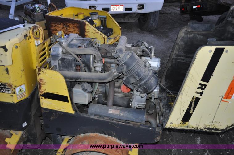 image for item A5732 Wacker RT82 packer