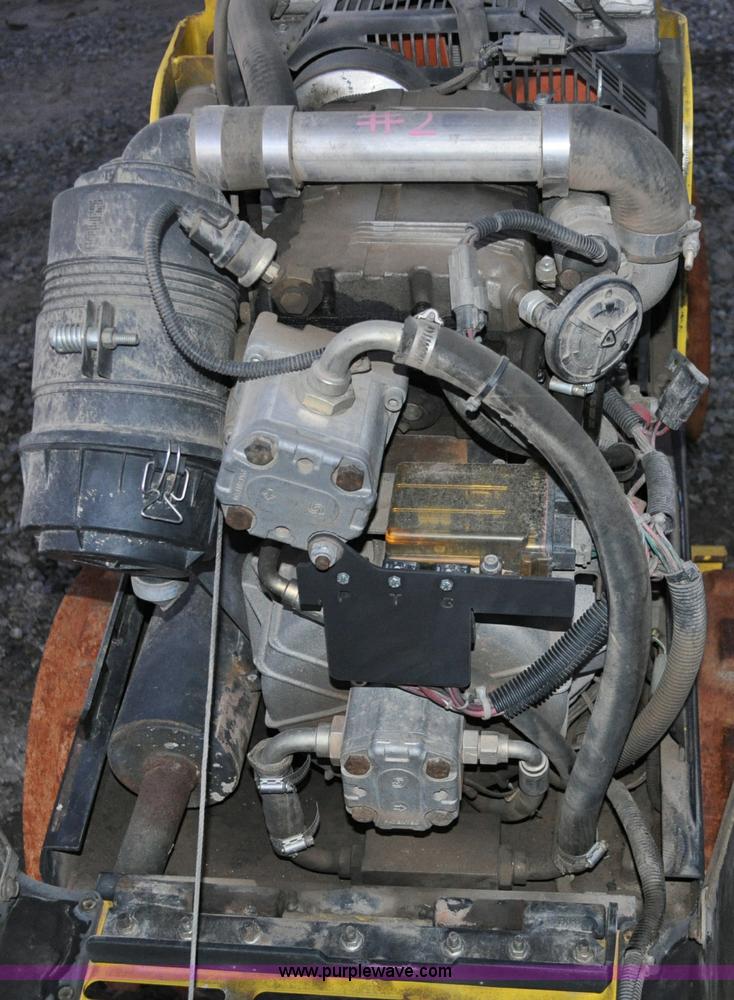 image for item A5732 Wacker RT82 packer