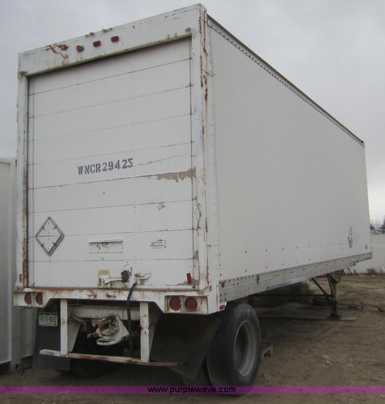 image for item A5736 1988 Strick 28'dry-van trailer