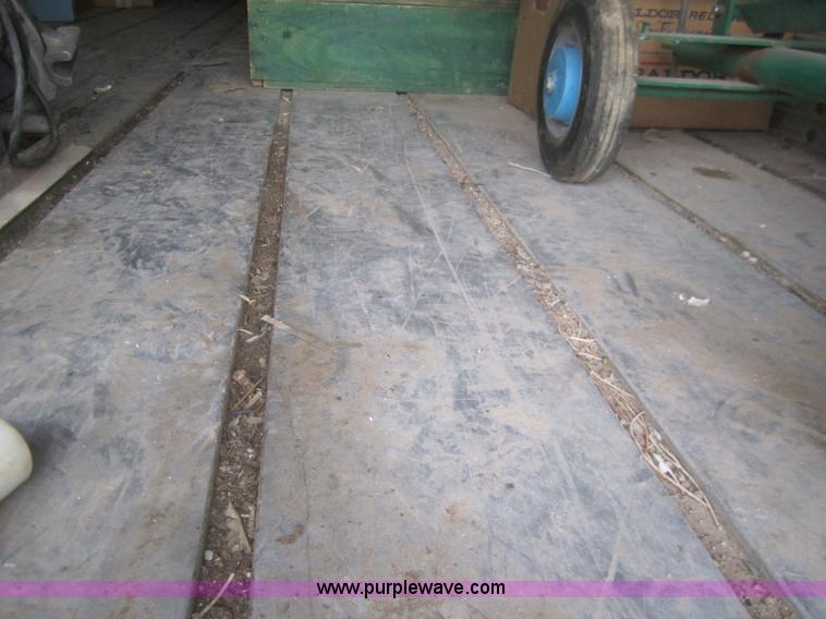 image for item A5736 1988 Strick 28'dry-van trailer