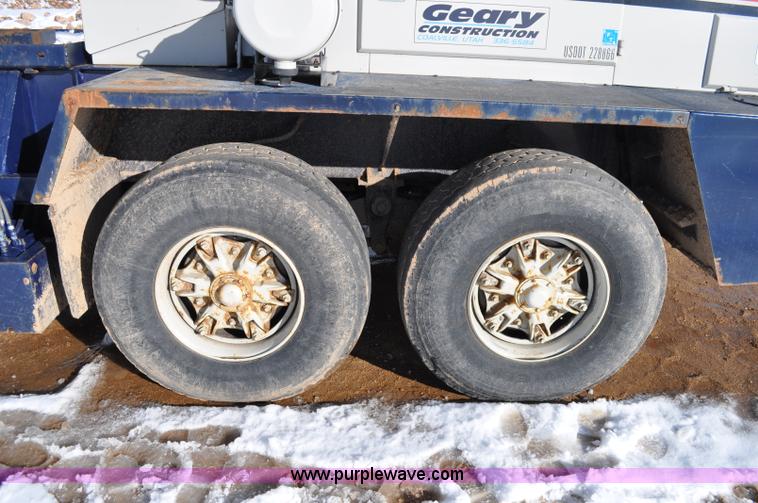 image for item A5748 1995 Link-Belt HTC-850 50 ton crane