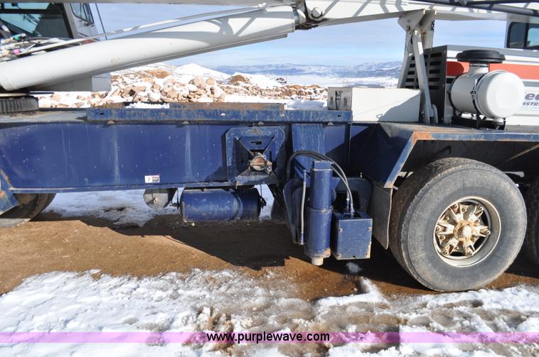 image for item A5748 1995 Link-Belt HTC-850 50 ton crane