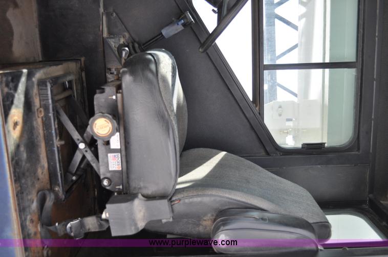 image for item A5748 1995 Link-Belt HTC-850 50 ton crane