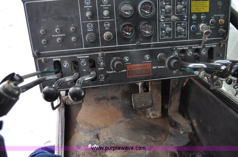 image for item A5748 1995 Link-Belt HTC-850 50 ton crane