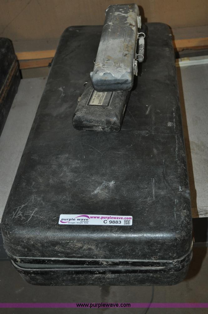 image for item C9883 Subsite 750 Tracker