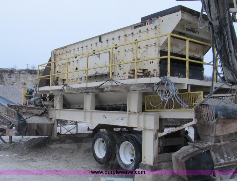 image for item A8033 Simplicity 6'x20' three deck portable screening plant