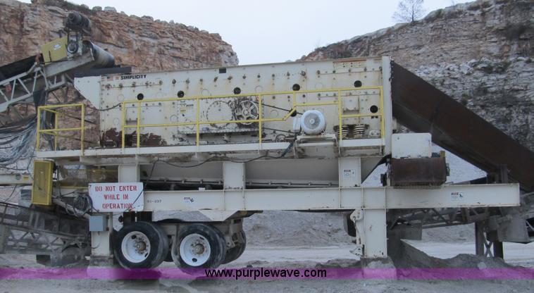 image for item A8033 Simplicity 6'x20' three deck portable screening plant