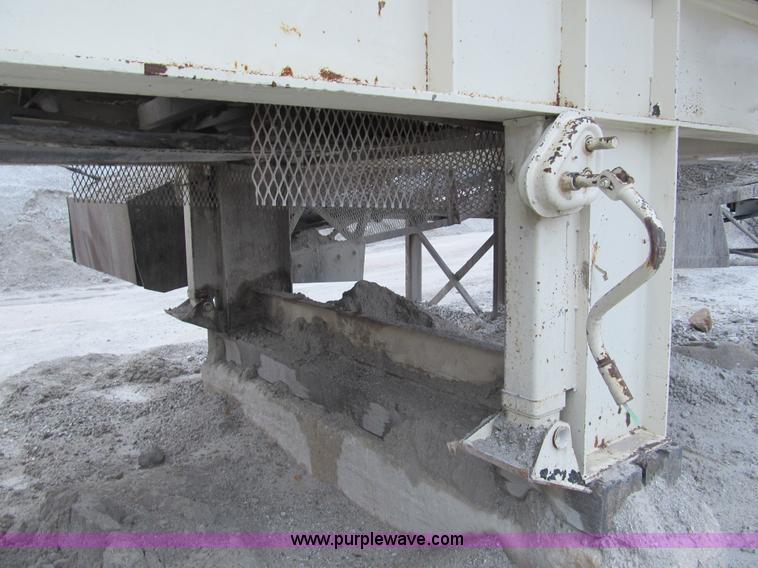 image for item A8033 Simplicity 6'x20' three deck portable screening plant