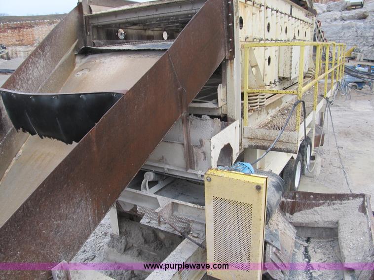 image for item A8033 Simplicity 6'x20' three deck portable screening plant