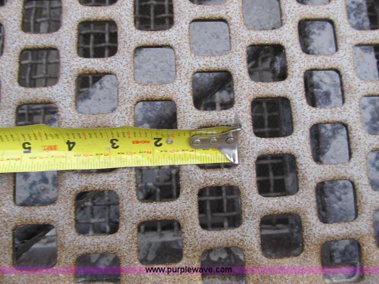 image for item A8033 Simplicity 6'x20' three deck portable screening plant