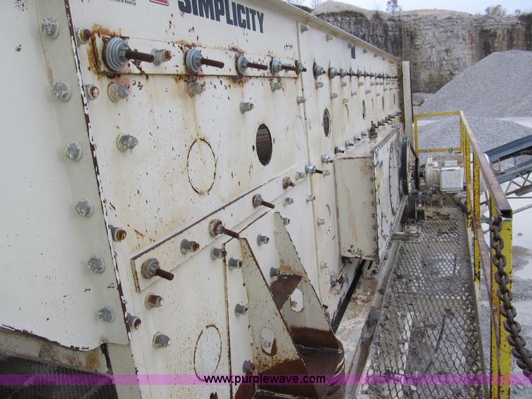 image for item A8033 Simplicity 6'x20' three deck portable screening plant