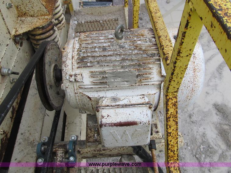 image for item A8033 Simplicity 6'x20' three deck portable screening plant