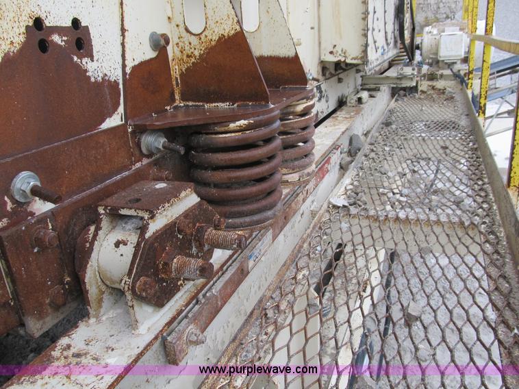 image for item A8033 Simplicity 6'x20' three deck portable screening plant