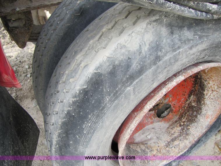 image for item B2025 1995 Cedarapids RC54 II portable cone crusher plant