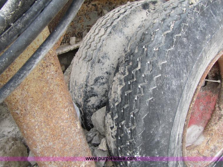 image for item B2025 1995 Cedarapids RC54 II portable cone crusher plant