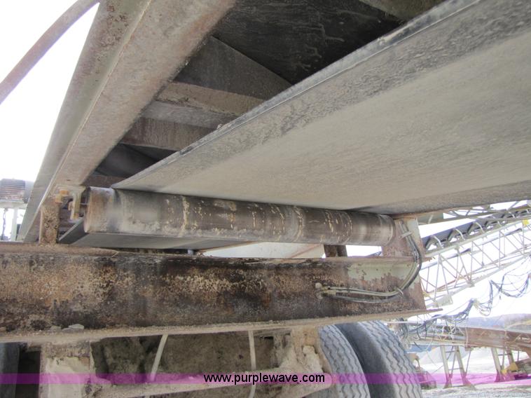 image for item B2025 1995 Cedarapids RC54 II portable cone crusher plant