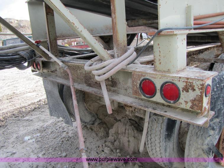 image for item B2026 1995 Cedarapids RC54 II portable cone crusher plant