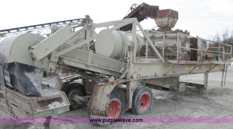 image for item B2029 1992 Cedarapids VSI 2100 portable impact crusher