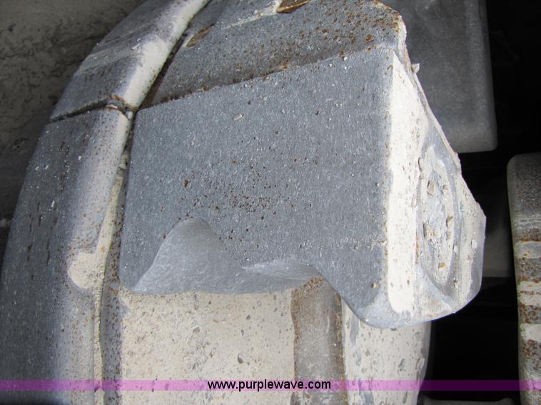 image for item B2029 1992 Cedarapids VSI 2100 portable impact crusher