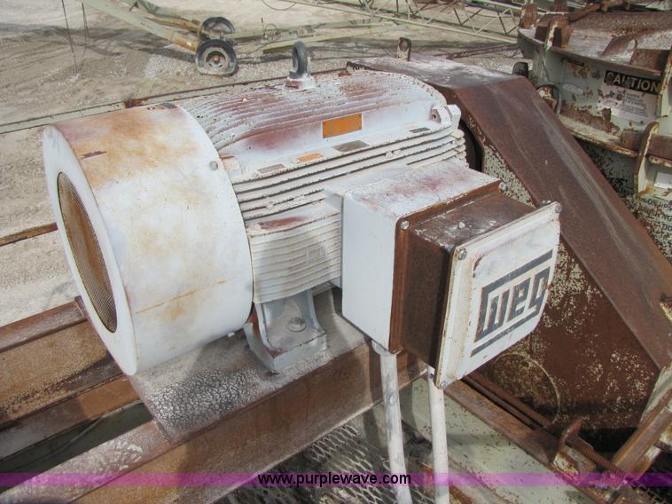 image for item B2029 1992 Cedarapids VSI 2100 portable impact crusher