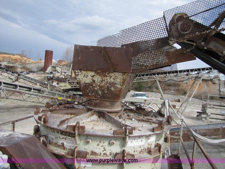 image for item B2029 1992 Cedarapids VSI 2100 portable impact crusher