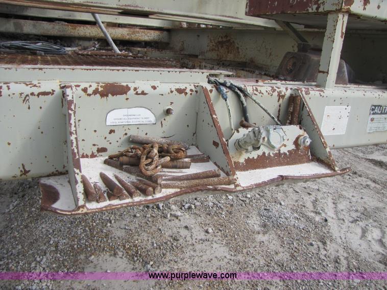 image for item B2029 1992 Cedarapids VSI 2100 portable impact crusher