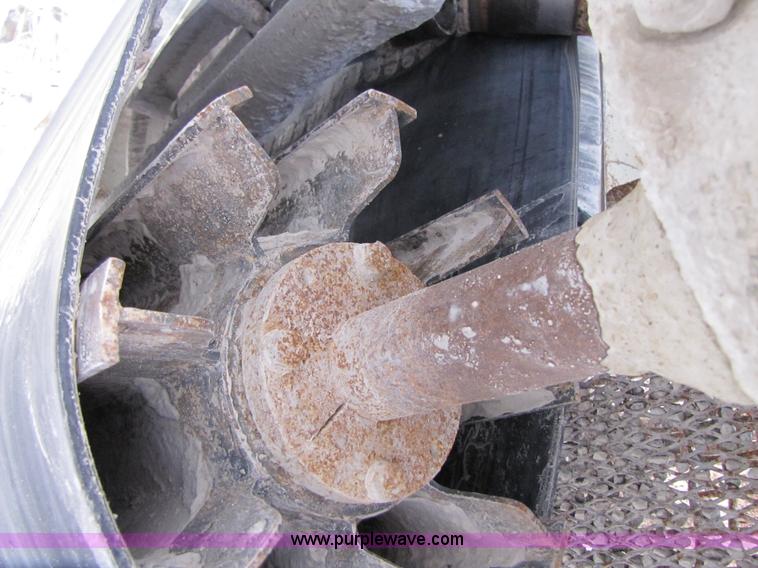 image for item B2029 1992 Cedarapids VSI 2100 portable impact crusher