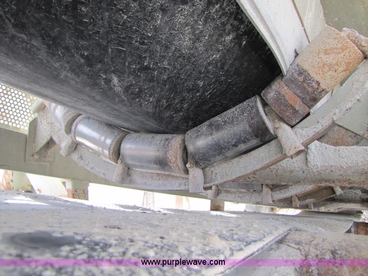 image for item B2029 1992 Cedarapids VSI 2100 portable impact crusher