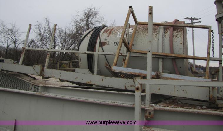 image for item B2030 1998 Cedarapids VSI 2600 portable vertical shaft impact crusher