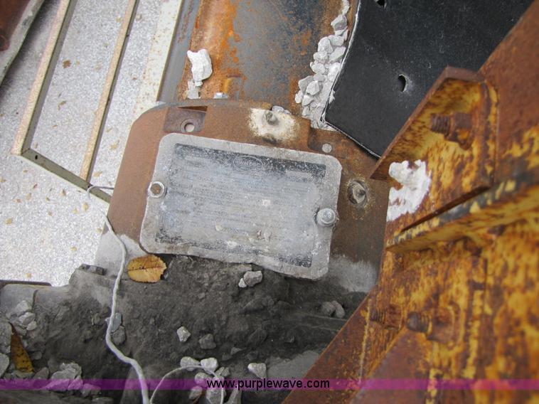 image for item B2030 1998 Cedarapids VSI 2600 portable vertical shaft impact crusher