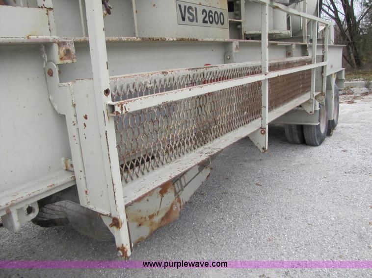 image for item B2030 1998 Cedarapids VSI 2600 portable vertical shaft impact crusher