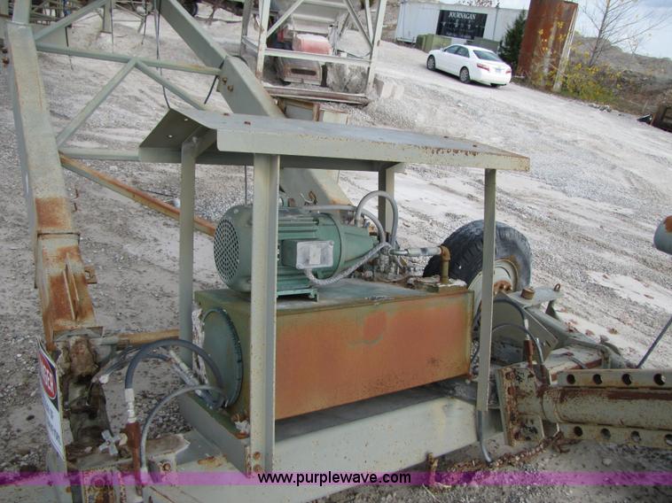 image for item B2036 1995 Marco 30" x 120' portable radial stacking conveyor
