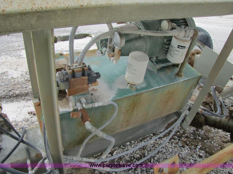 image for item B2036 1995 Marco 30" x 120' portable radial stacking conveyor