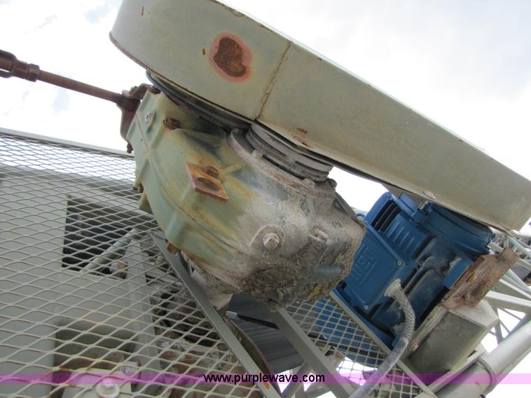 image for item B2036 1995 Marco 30" x 120' portable radial stacking conveyor