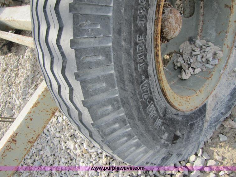 image for item B2038 1995 Marco 30" X 80' portable stacking conveyor