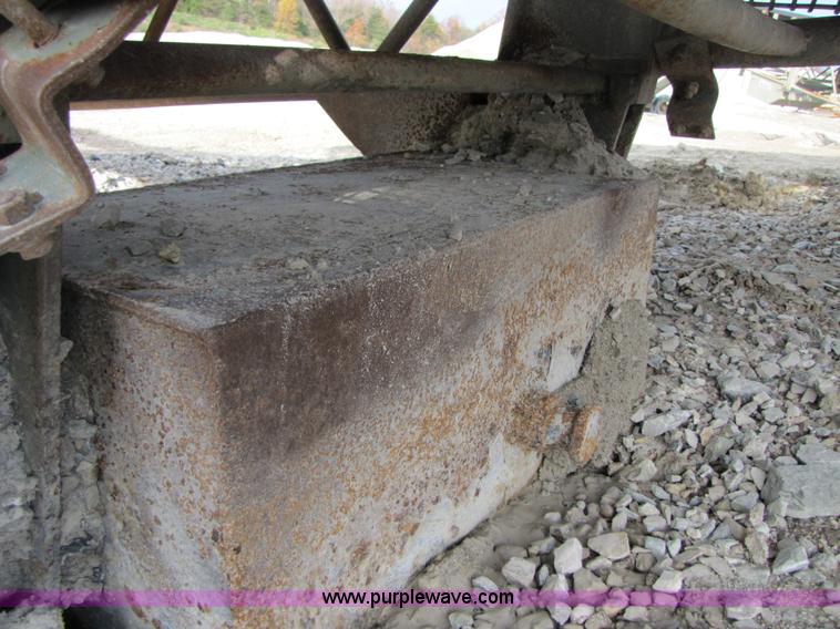 image for item B2038 1995 Marco 30" X 80' portable stacking conveyor