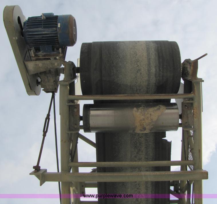 image for item B2038 1995 Marco 30" X 80' portable stacking conveyor