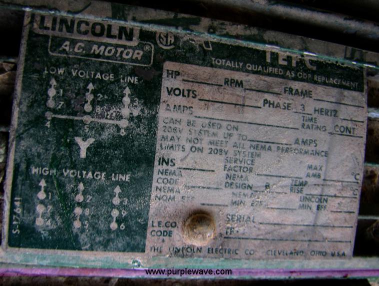 image for item B2040 1995 Marco 30" x 120' portable radial stacking conveyor