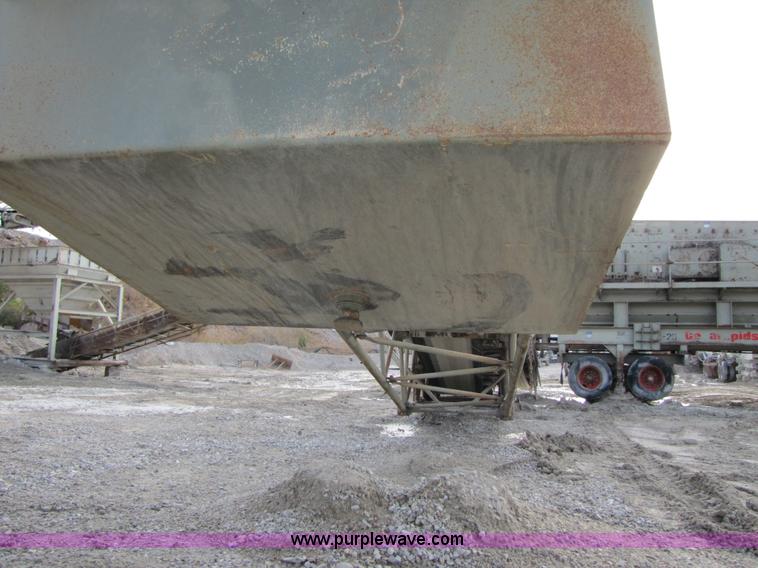 image for item B2040 1995 Marco 30" x 120' portable radial stacking conveyor