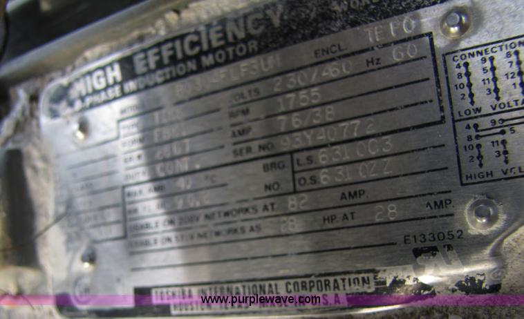 image for item B2040 1995 Marco 30" x 120' portable radial stacking conveyor