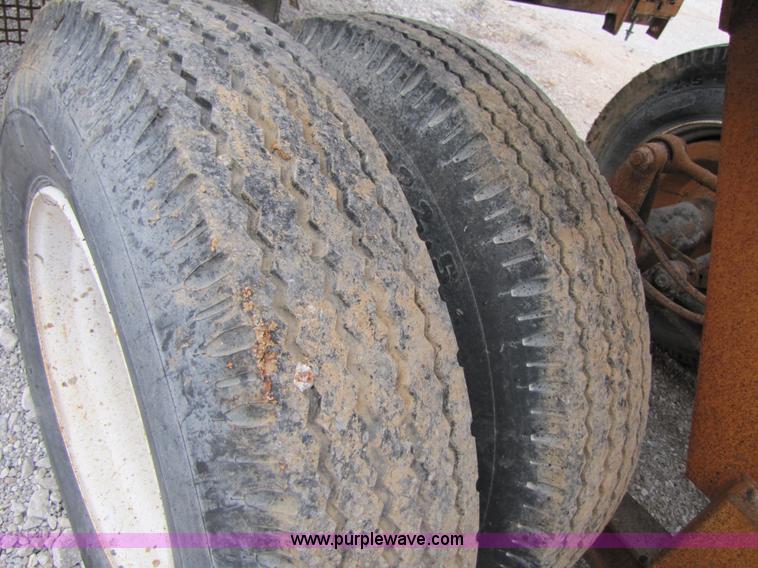 image for item B2044 Eagle 6'x20' three-deck portable screening plant