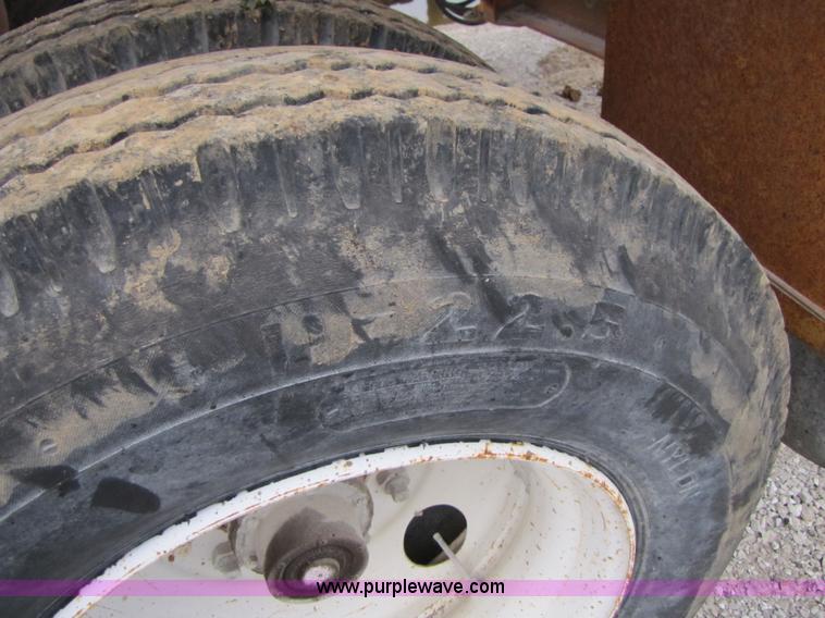 image for item B2044 Eagle 6'x20' three-deck portable screening plant